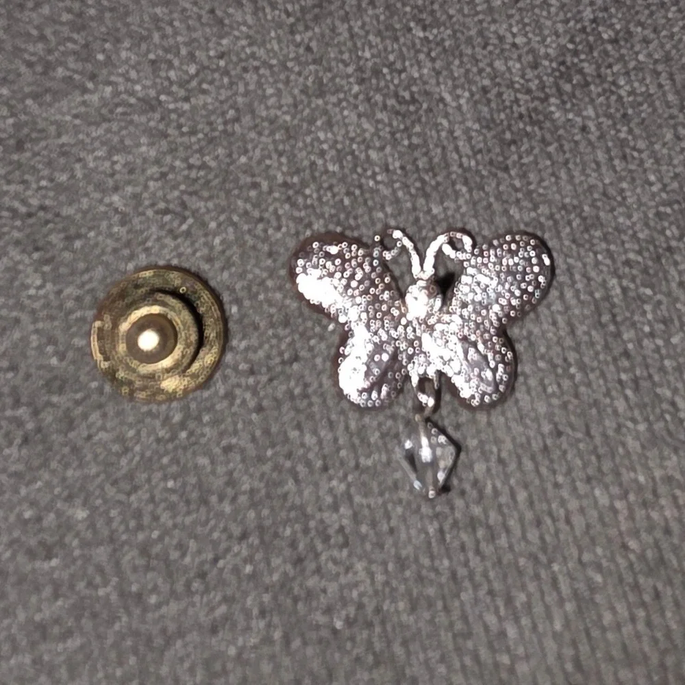 Sparkling Butterfly Pin Brooch Dangle Crystal Rhinestone Silver hat, tie‎ lapel